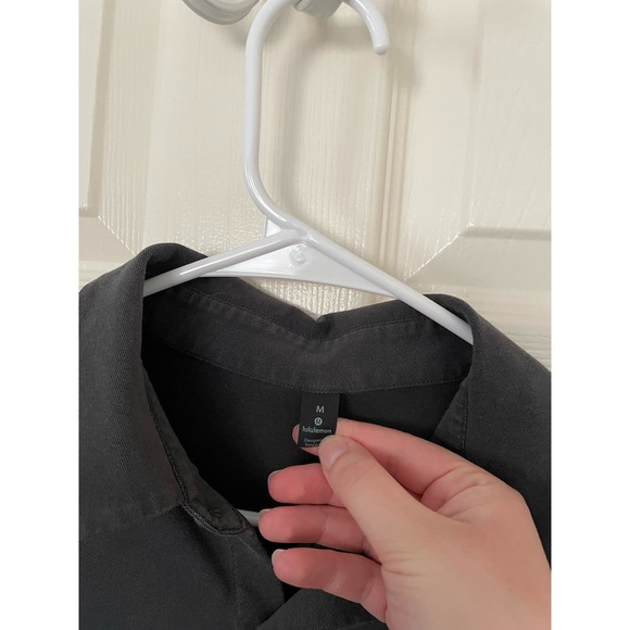 Lululemon Mens Commission Long Sleeve Button Down Oxford Gray Medium - Picture 4 of 4